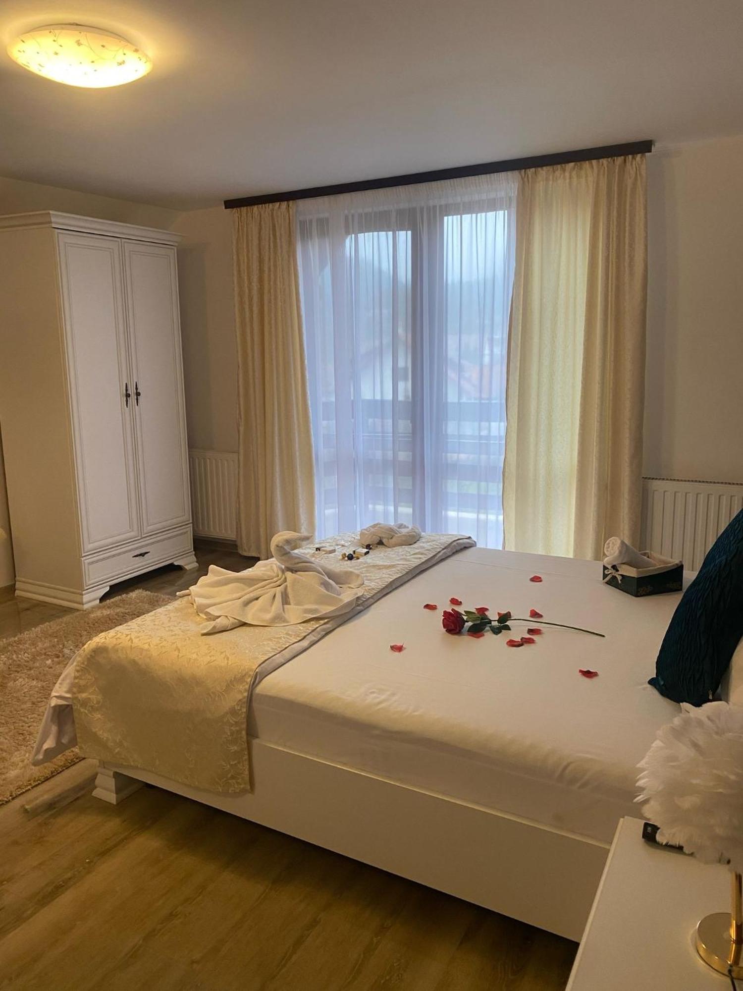 Casa Daniel Hotel Bran  Bagian luar foto